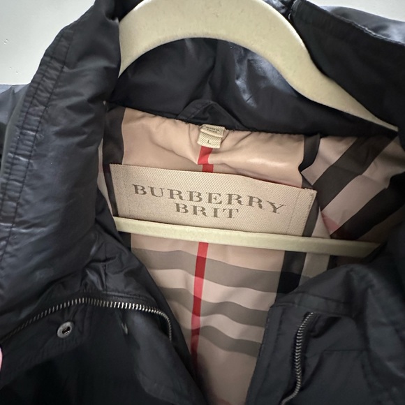 Burberry puffer coat - Picture 3 of 14